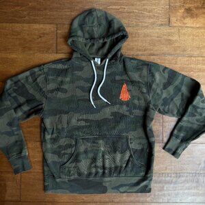 Tyler Childers Camo Graphic Hoodie – Pikeville, KY Concert (Size Small)